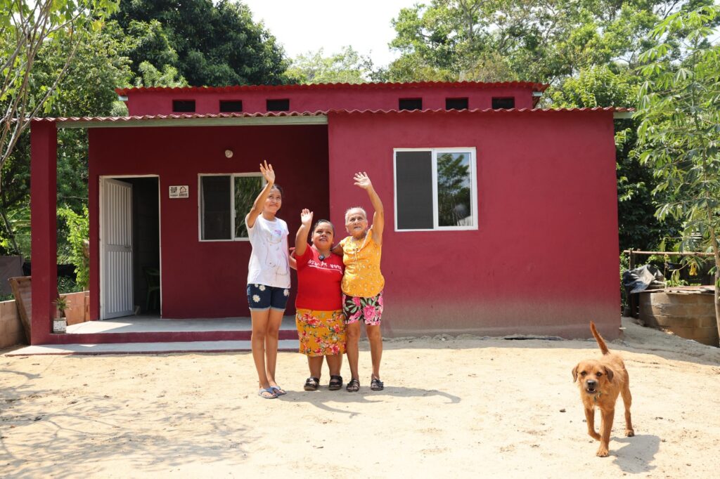 Viviendas para el Bienestar transforma la vida de familias tabasqueñas de bajos recursos