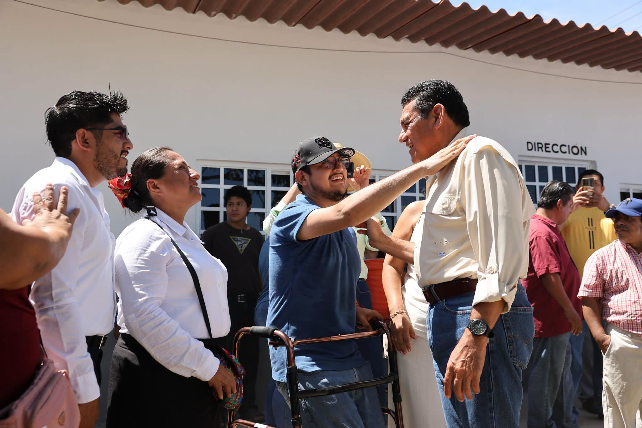 A diez días cumplir dos años en la gubernatura, 7 de cada 10 tabasqueños aprueba a Javier May…y 43% votaría por Morena
