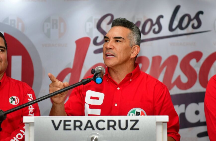 INE ordena a Alito Moreno y al PRI retirar señalamientos contra Morena
