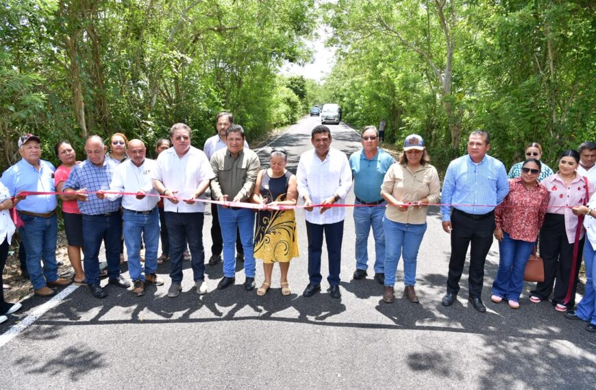 Gobierno del Pueblo mejorar movilidad y seguridad vial en Jalpa de Méndez; entrega dos caminos rehabilitados…