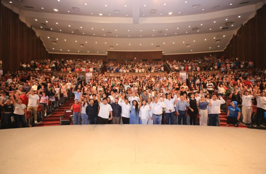 Entregan mil 317 medios de cobro de Jóvenes Construyendo el Futuro en Tabasco