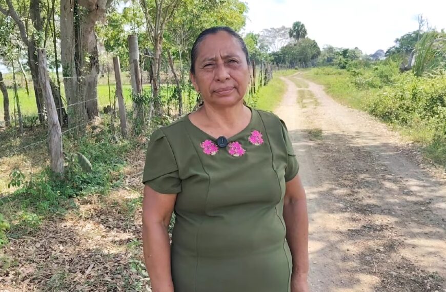 Lluvias, lodo, ganado y cosechas: así transitan familias de La Puerta Negra sin un camino digno
