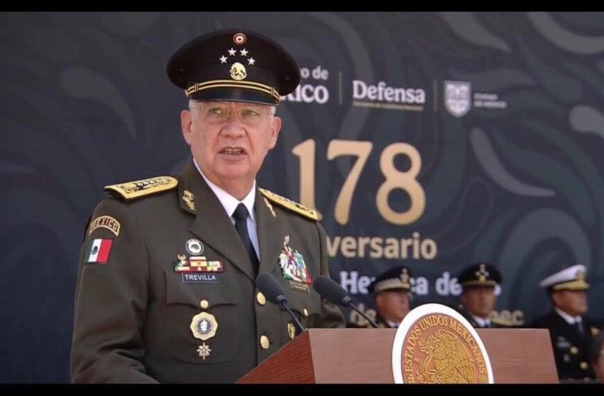 Trevilla destaca confianza del pueblo en las Fuerzas Armadas durante desfile de Independencia