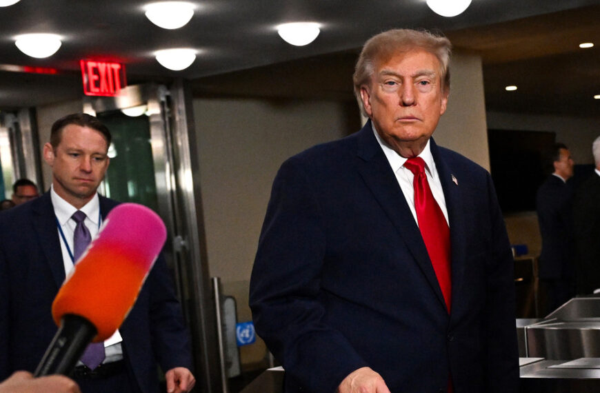 Juez federal ordena restablecer acceso de CNN, MS NOW y Politico a la Casa Blanca