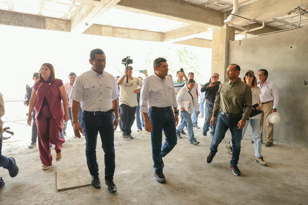 Gobernador Javier May impulsa reapertura de carrera de Medicina en la UPCH…