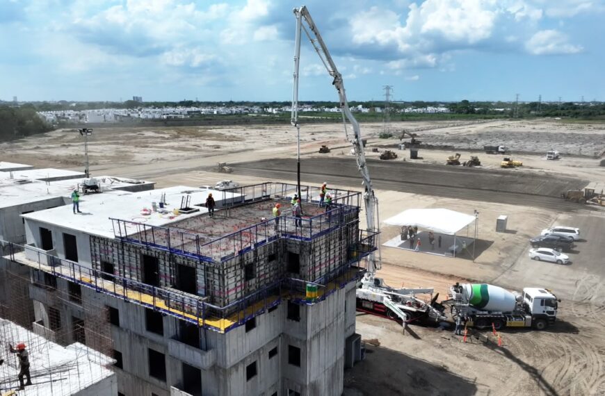 Mujeres tabasqueñas rompen barreras en la construcción de viviendas en Tabasco