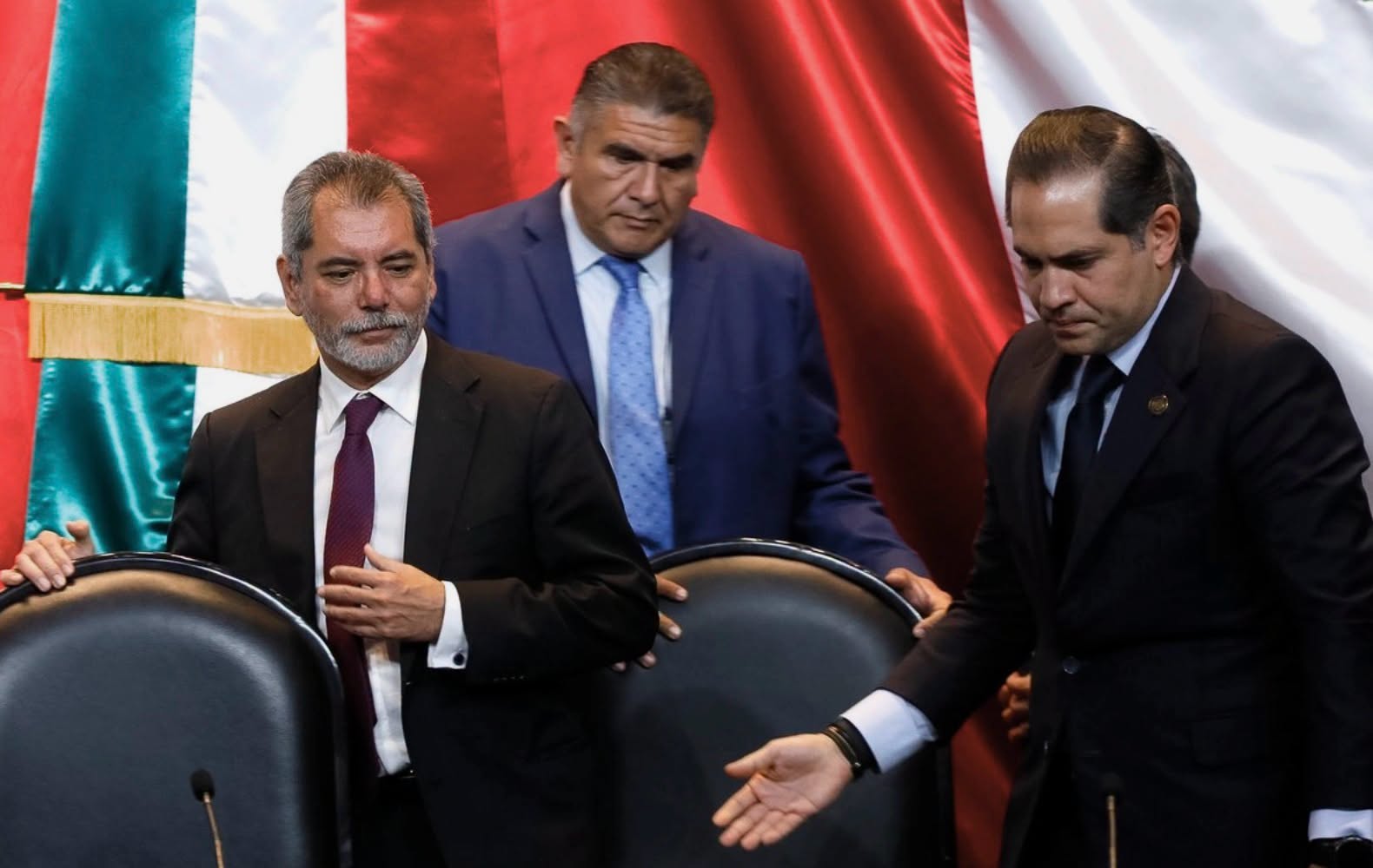 Pobreza y desigualdad en México alcanzan sus niveles más bajos: Hacienda