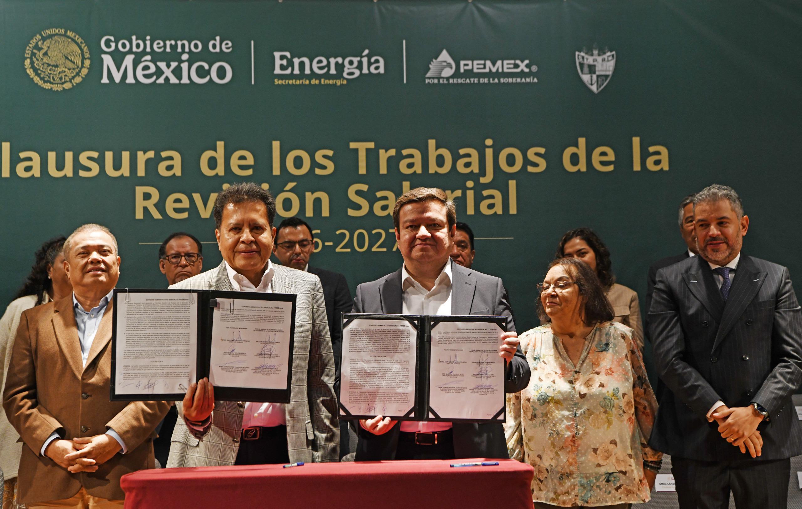 Pemex y el STPRM acuerdan aumento salarial de 4% y 2% en prestaciones, así como 3.12% en gas y gasolina…