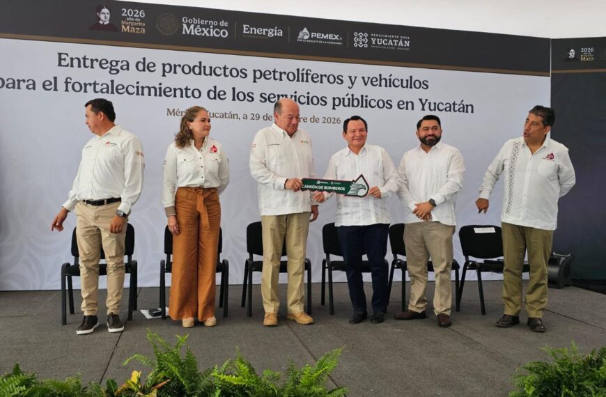 Pemex entrega en Yucatán gasolinas, asfalto, maquinaria y vehículos por más de 92 mdp…