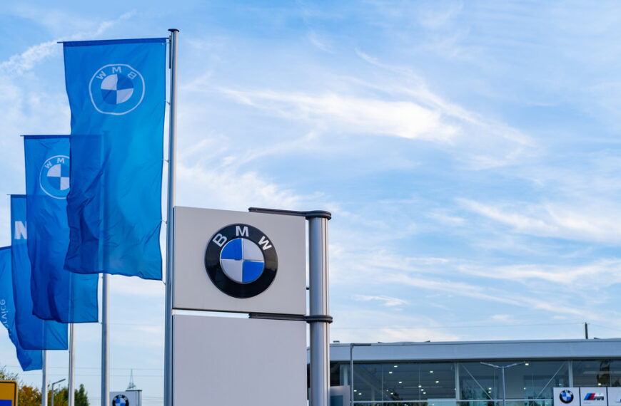 BMW recortará 20% de sus puestos directivos mediante el uso de inteligencia artificial