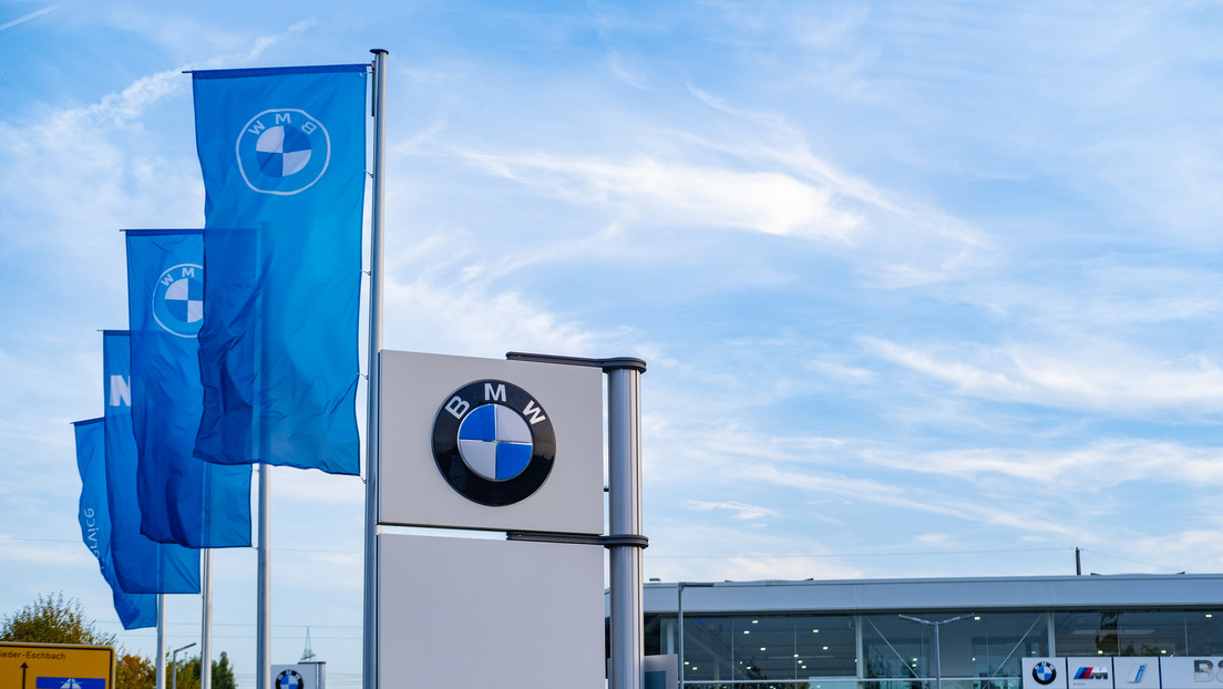 BMW recortará 20% de sus puestos directivos mediante el uso de inteligencia artificial