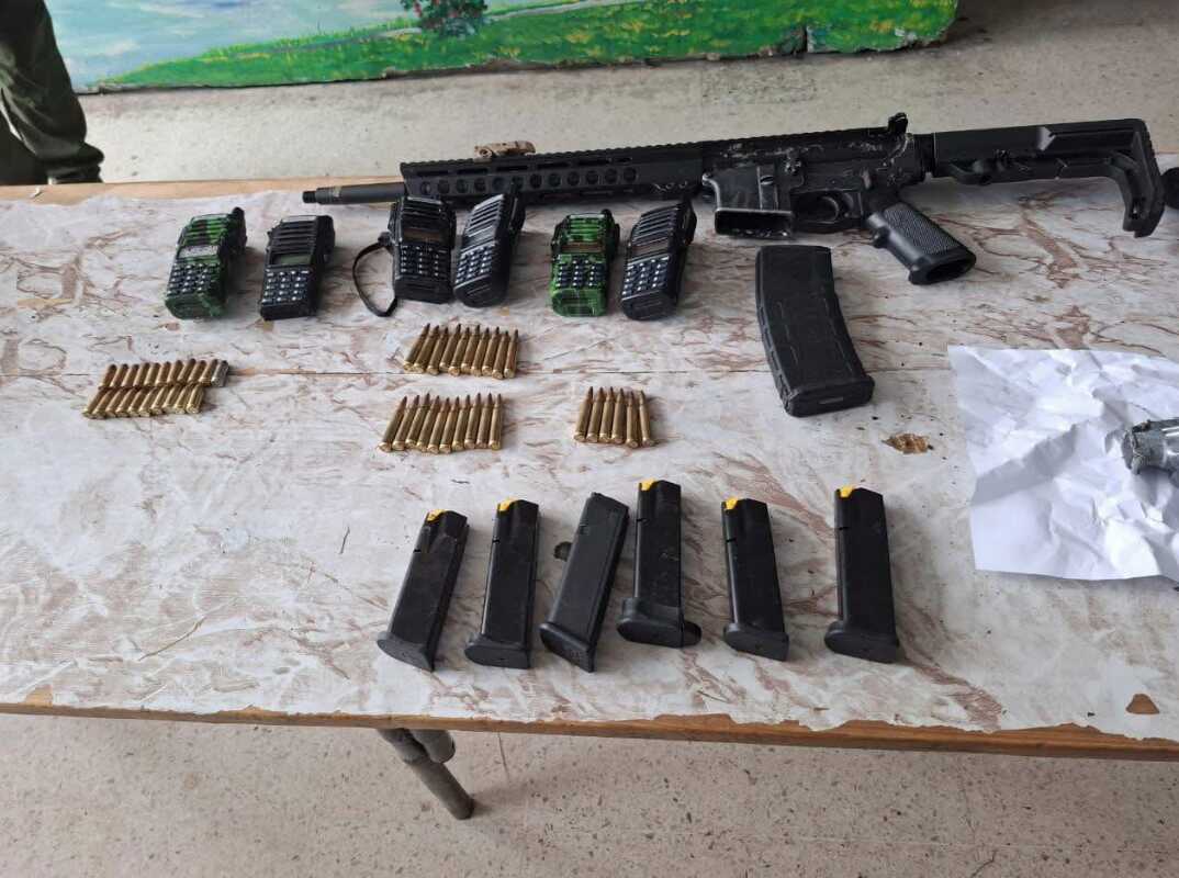 Sentencian a cuatro años de prisión a hombre por portar arma de uso exclusivo militar en Tabasco