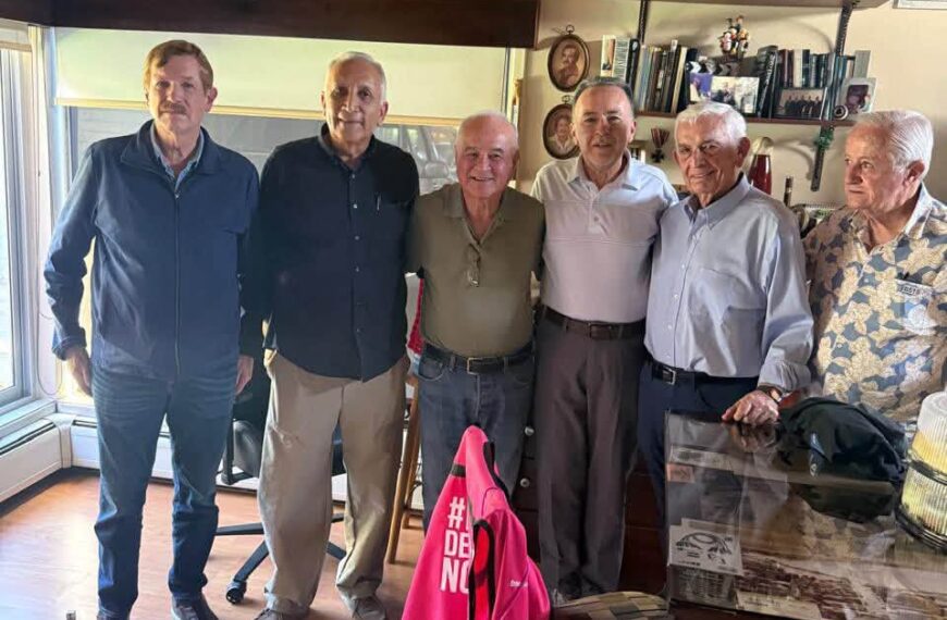 Exgobernadores y exalcaldes del PAN visitan a Ernesto Ruffo y le expresan su respaldo