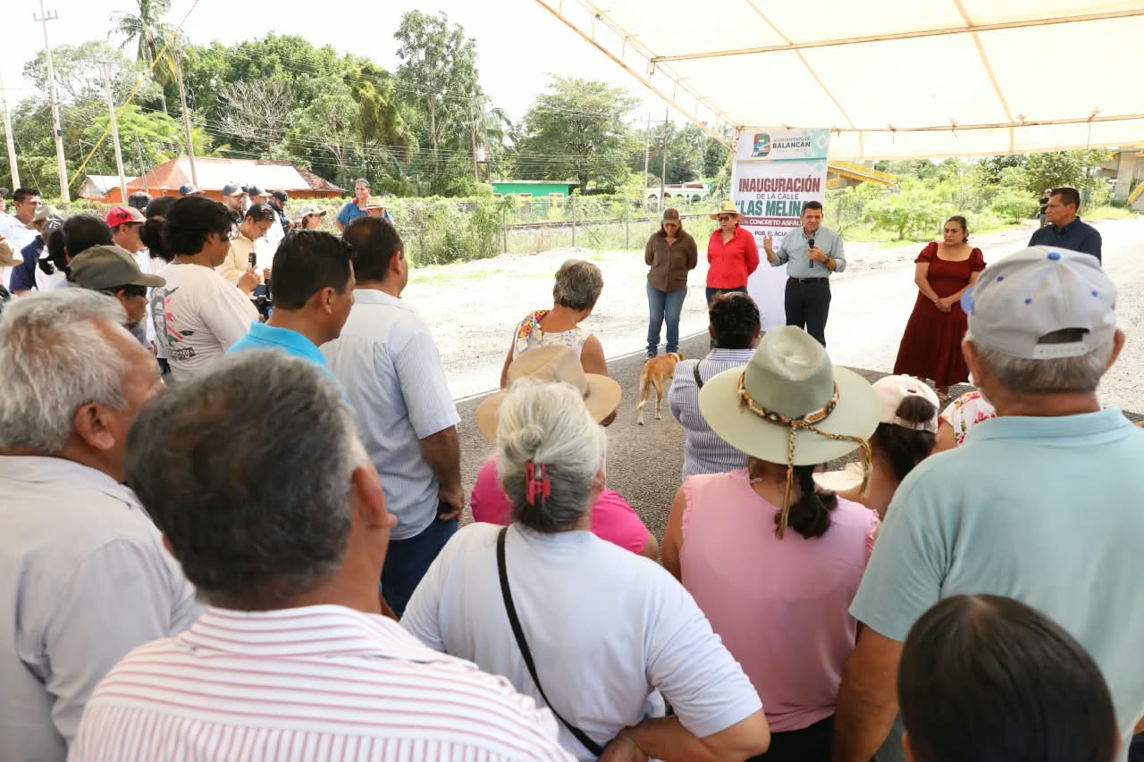 Anuncian nuevas obras carreteras para Balancán durante inauguración de pavimentación