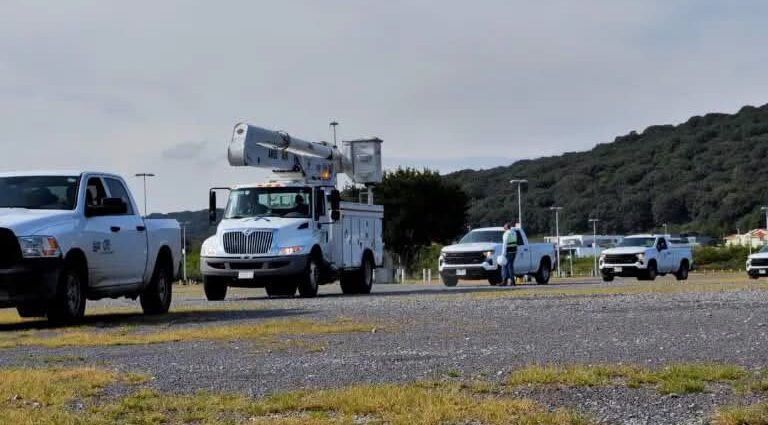 CFE despliega más de 3 mil electricistas ante posibles afectaciones por el huracán Simon