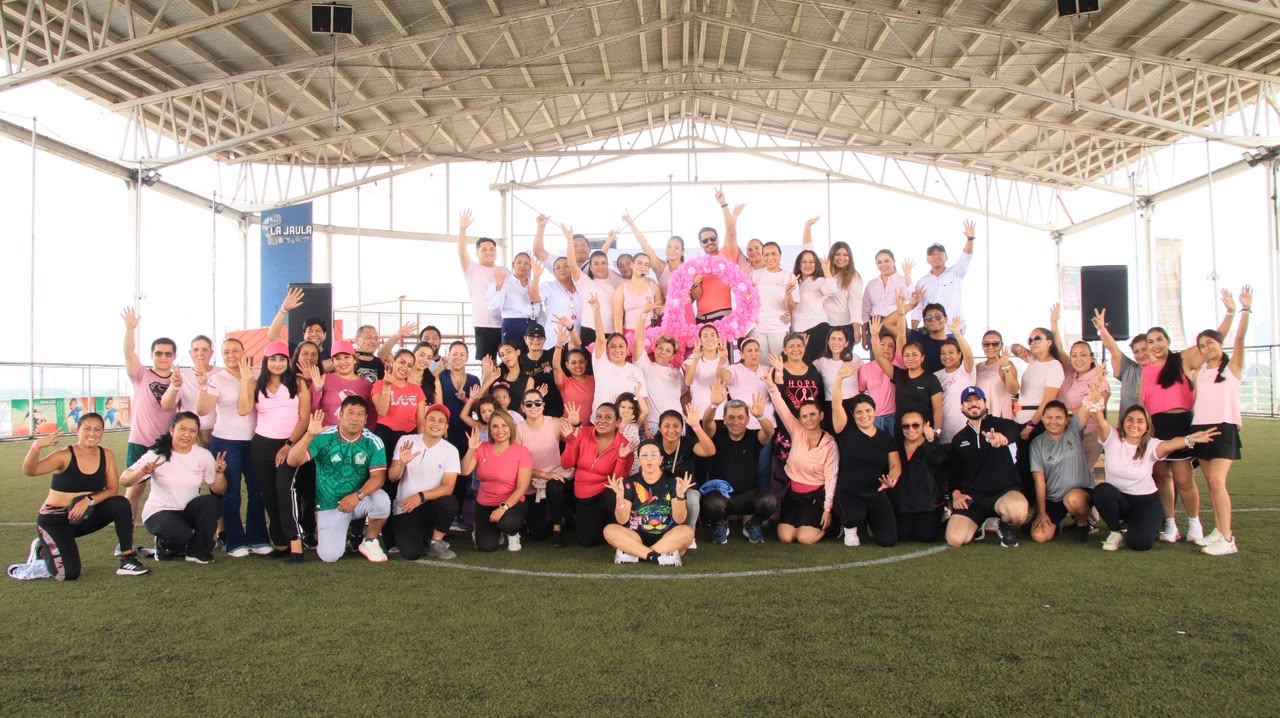 Recaudan fondos para reconstrucción mamaria de nueve sobrevivientes de cáncer en Tabasco