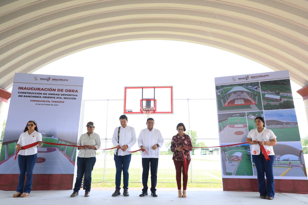 Entregan unidad deportiva de 11.7 mdp para beneficio de familias de Comalcalco