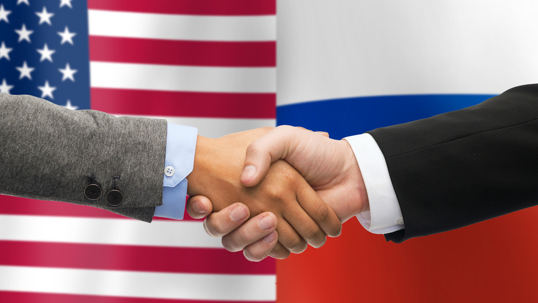 Rusia y Estados Unidos negocian suministro de diésel en medio de crisis energética