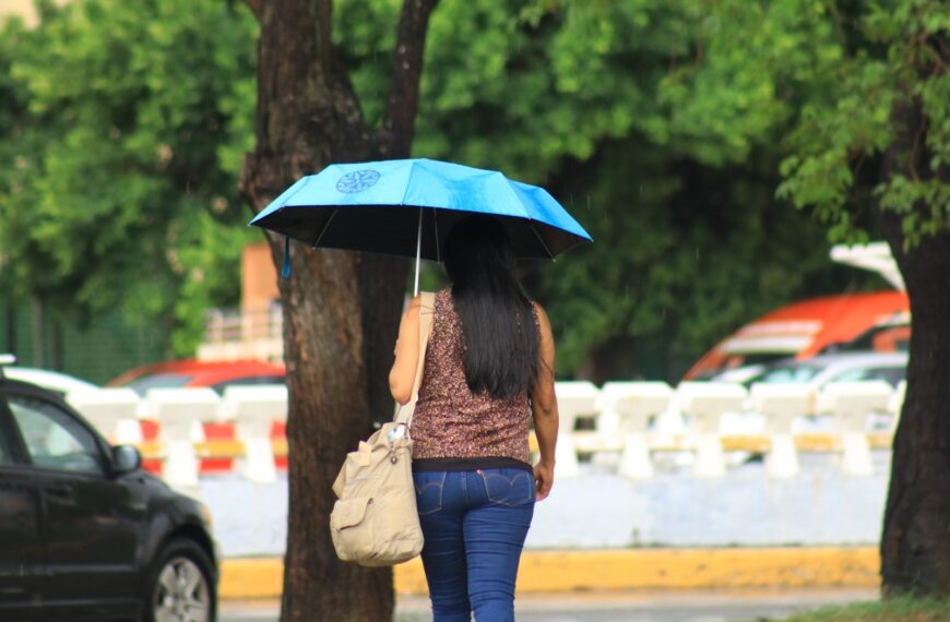 Salud llama a extremar cuidados ante lluvias y calor en Tabasco
