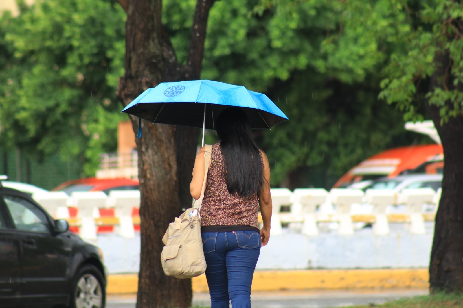 Salud llama a extremar cuidados ante lluvias y calor en Tabasco