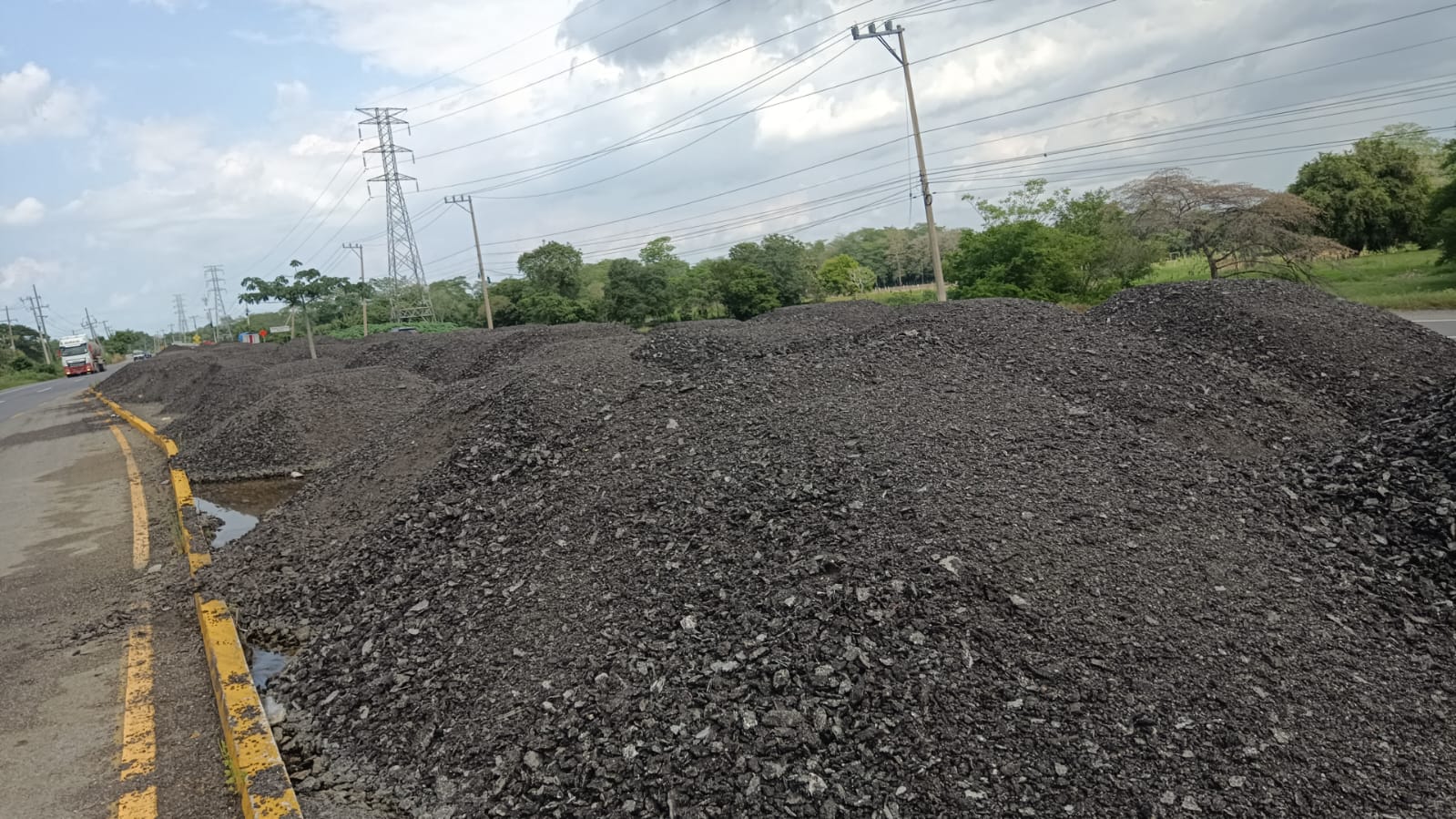 Amenazan habitantes de Tamulté de las Sabanas con bloquear la carretera Villahermosa-Frontera