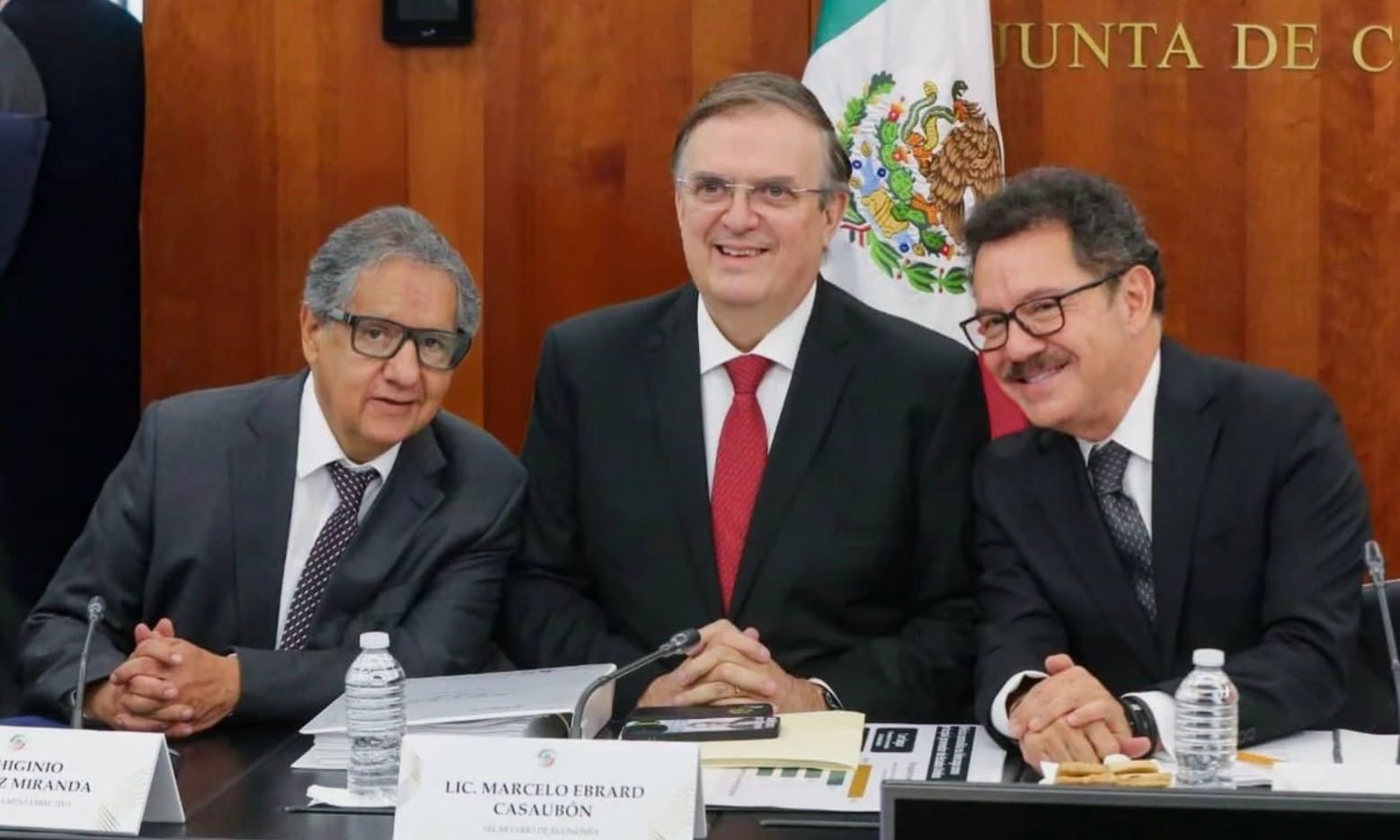 Marcelo Ebrard pide que lo borren de la lista de aspirantes presidenciales para 2030