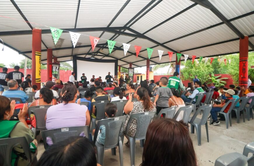 Acercan apoyos, salud y entretenimiento a familias de comunidades de Cárdenas