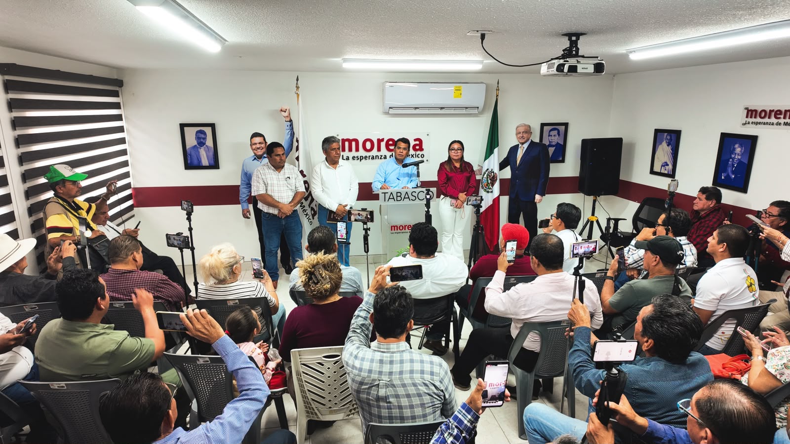 Selván acusa al PRD de buscar reflectores con denuncias contra morenistas