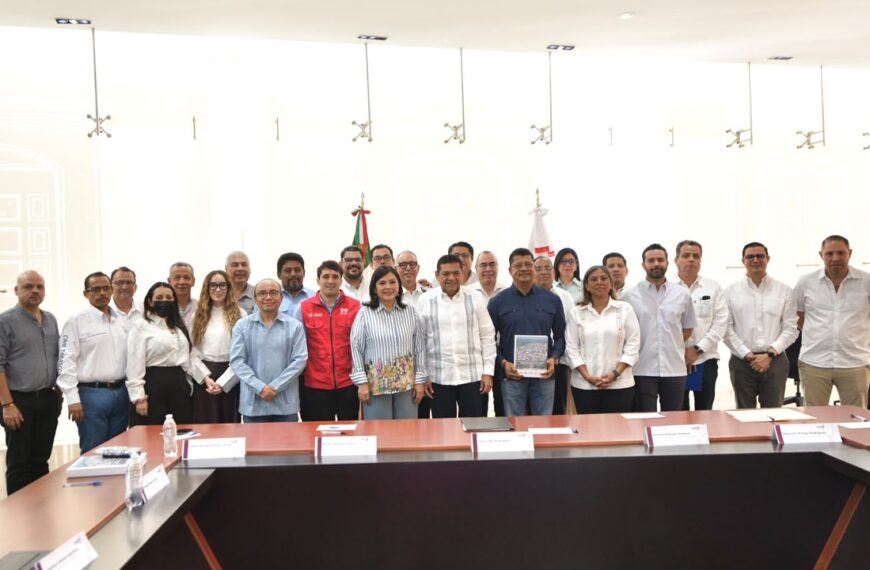 Entregan programa urbano para ordenar crecimiento de Villahermosa y Nacajuca