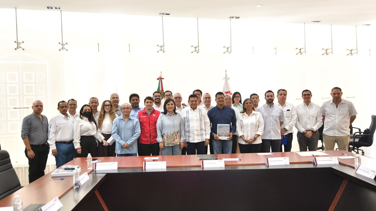 Entregan programa urbano para ordenar crecimiento de Villahermosa y Nacajuca