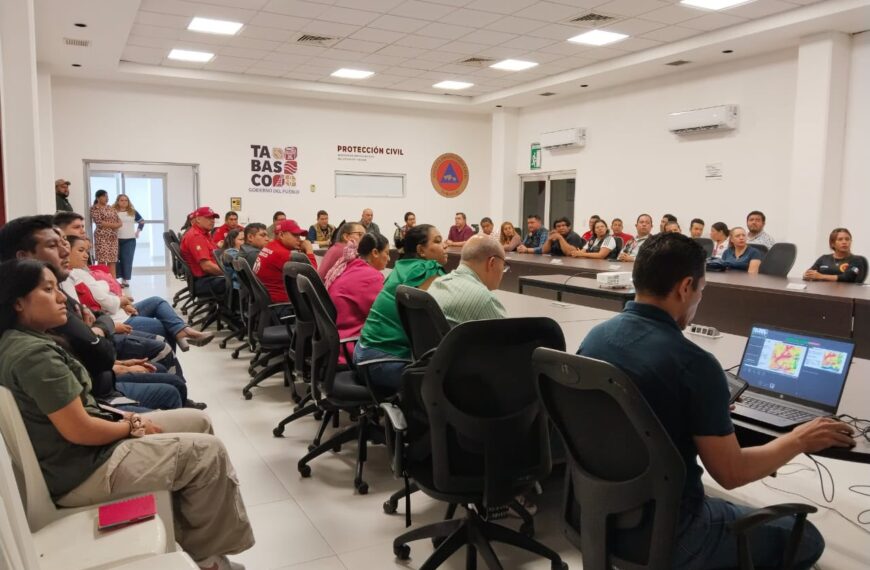 Alertan por lluvias de hasta 450 milímetros en Tabasco por el Frente Frío número 2