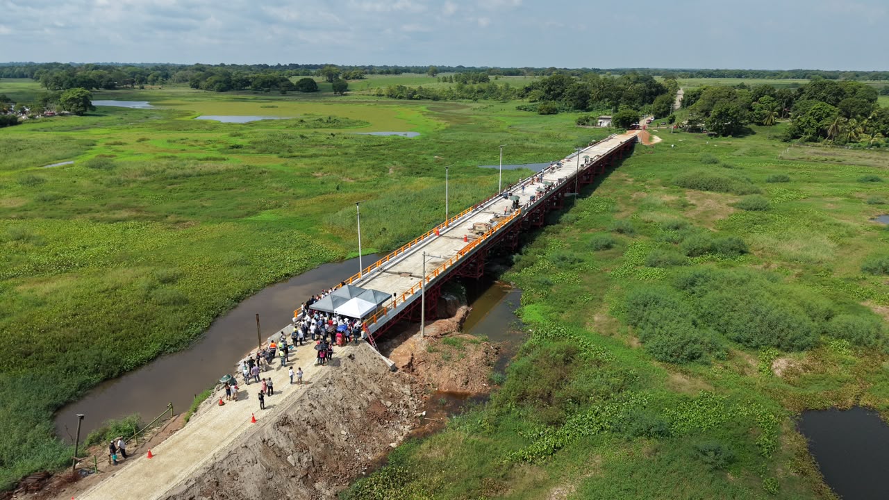 Puente La Hamaca, a punto de concluir: conectará cuatro secciones de Vernet en Macuspana…