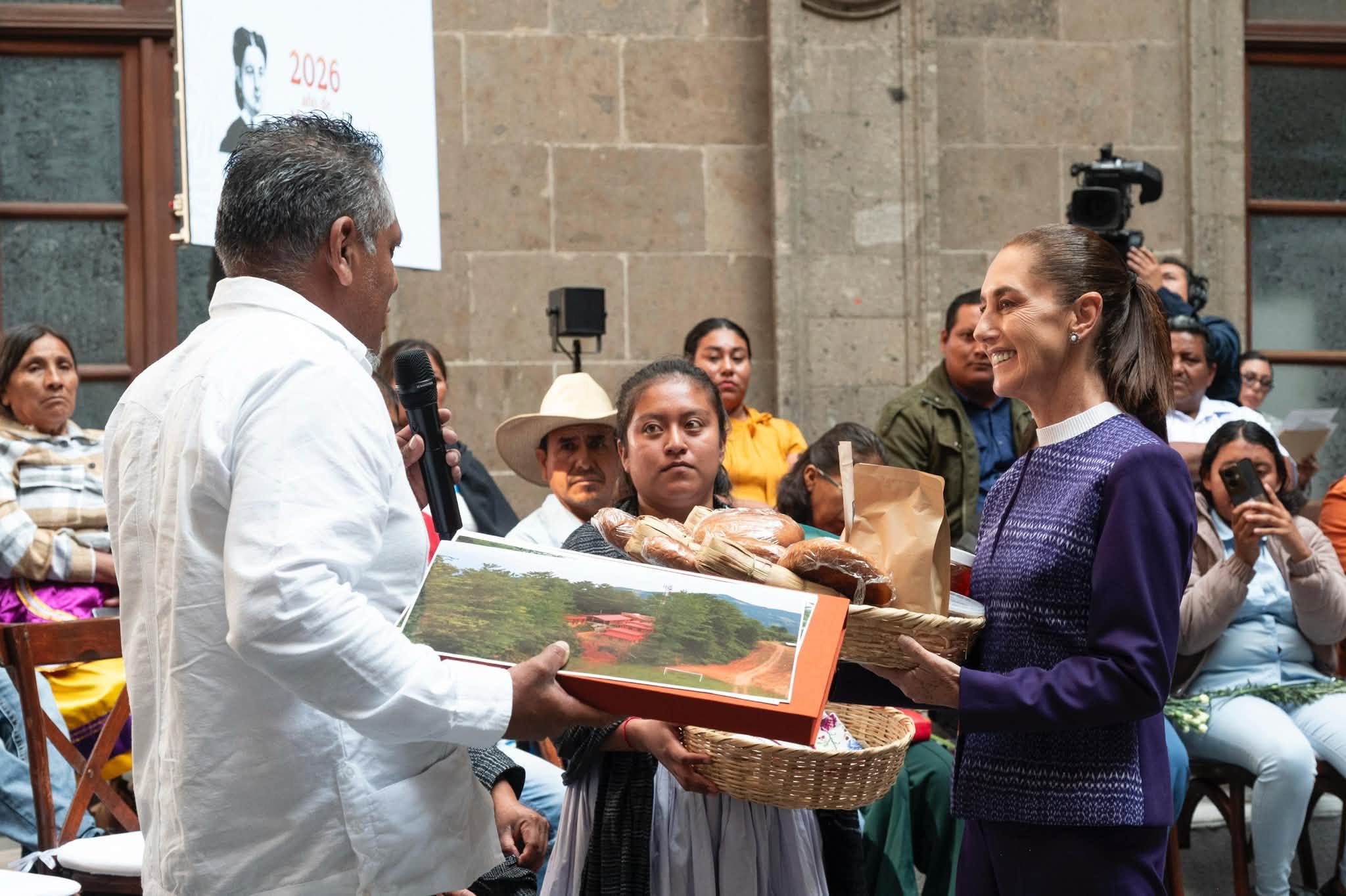 Sheinbaum aplaza presentación de ley para pueblos indígenas y afromexicanos; esperará consultas