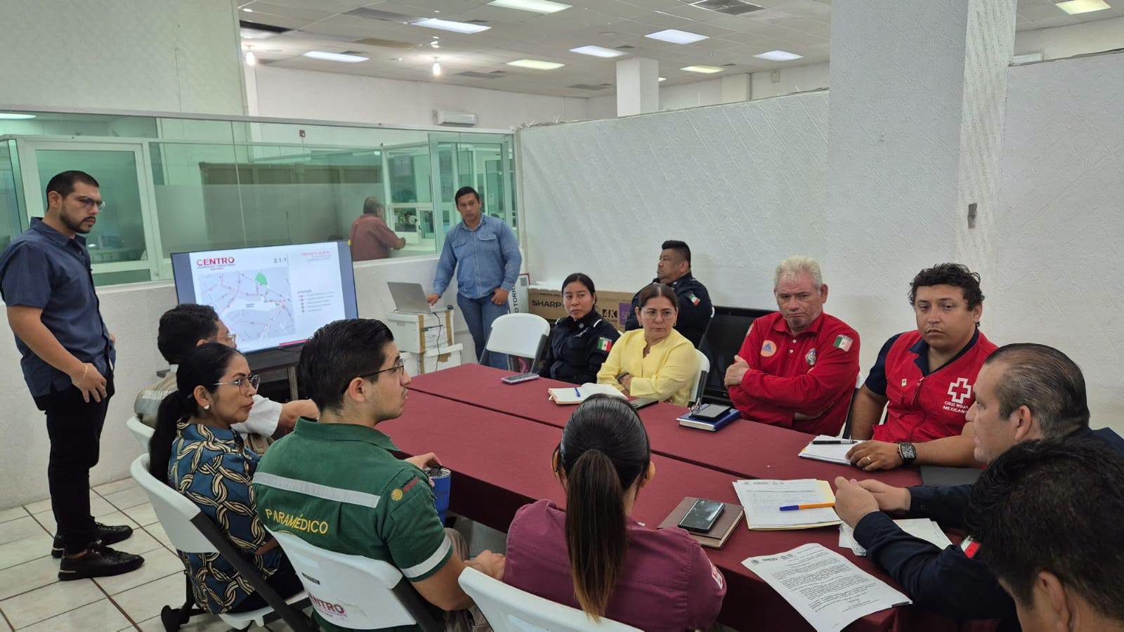 Refuerzan vigilancia contra el dengue en panteones de Tabasco por Día de Muertos