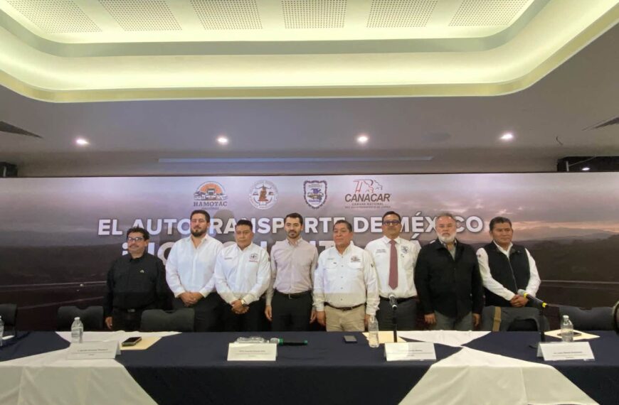 Transportistas se dividen ante paro nacional del 26 de octubre