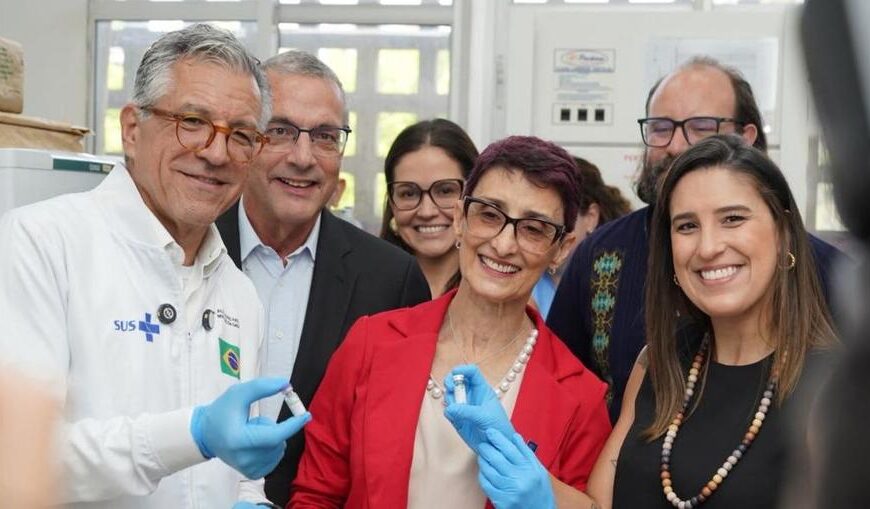 Brasil autoriza pruebas en humanos de Vivaxin, vacuna experimental contra la malaria