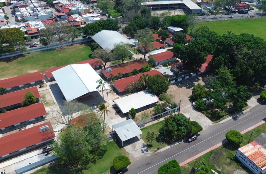 SETAB da seguimiento a inconformidades en el Plantel 3 del COBATAB en Comalcalco