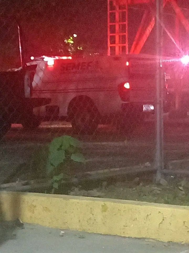 Javier May confirma cinco fallecidos tras incendio en la Nave 1 del Parque Tabasco
