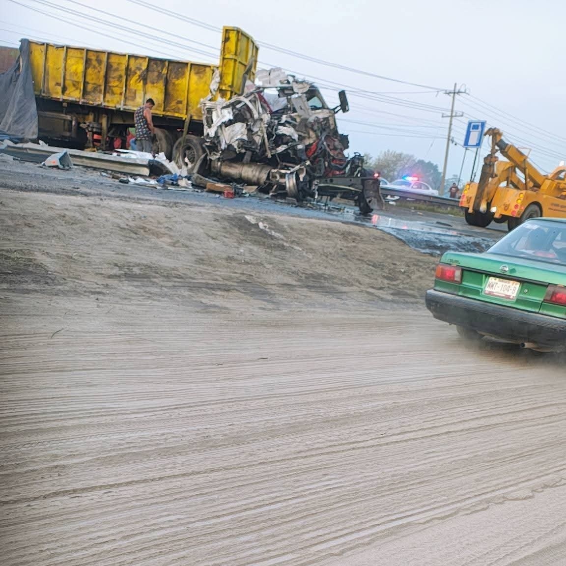 Choque entre tráileres provoca caos vial en la Cárdenas–Coatzacoalcos