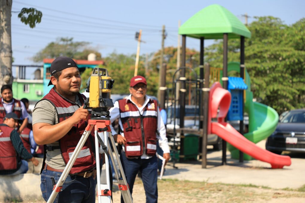 Avanza regularización de predios en colonia Francisco Villa; más de mil 500 familias tendrán certeza patrimonial