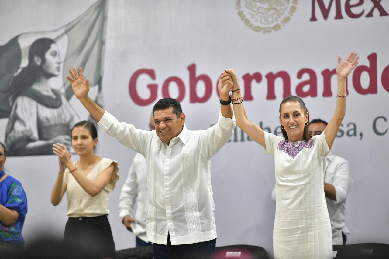 Gestión de Javier May, “de primera, buenísima, el mejor gobernador”, elogia presidenta Claudia Sheinbaum…