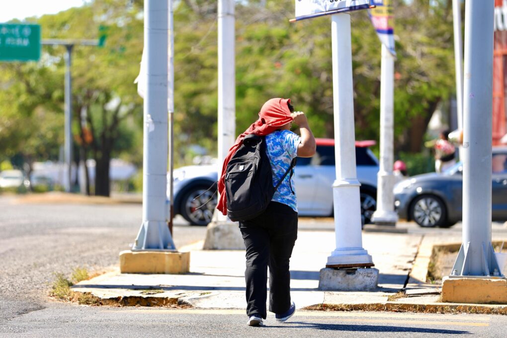 Secretaría de Salud exhorta a reforzar medidas preventivas ante temporada de calor en Tabasco