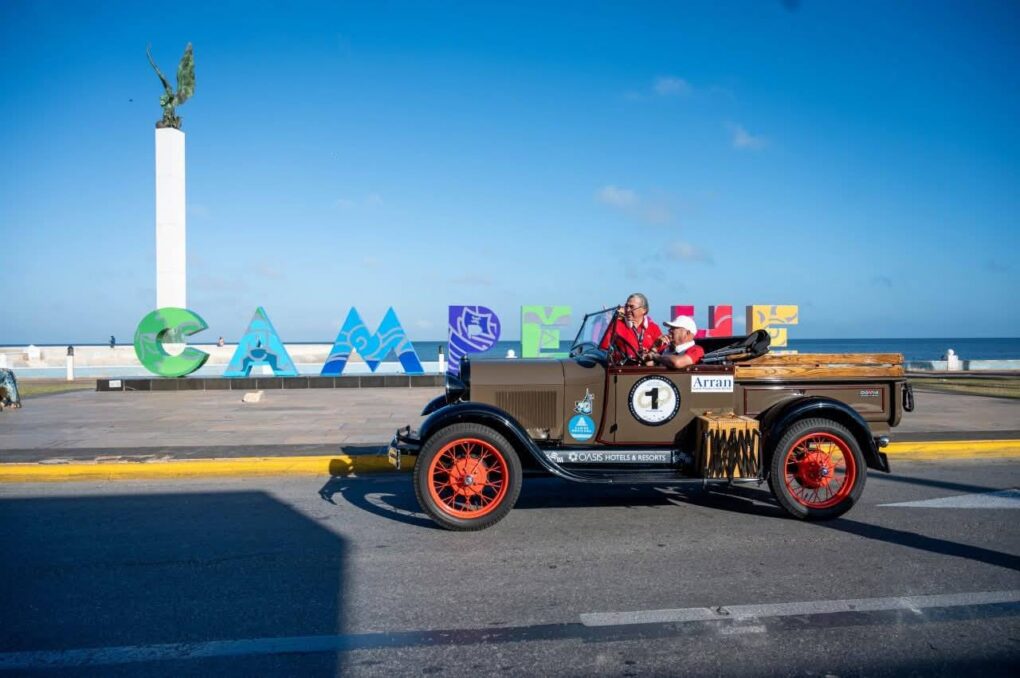 Rally Maya 2026 llega a Campeche con más de 80 autos clásicos en competencia