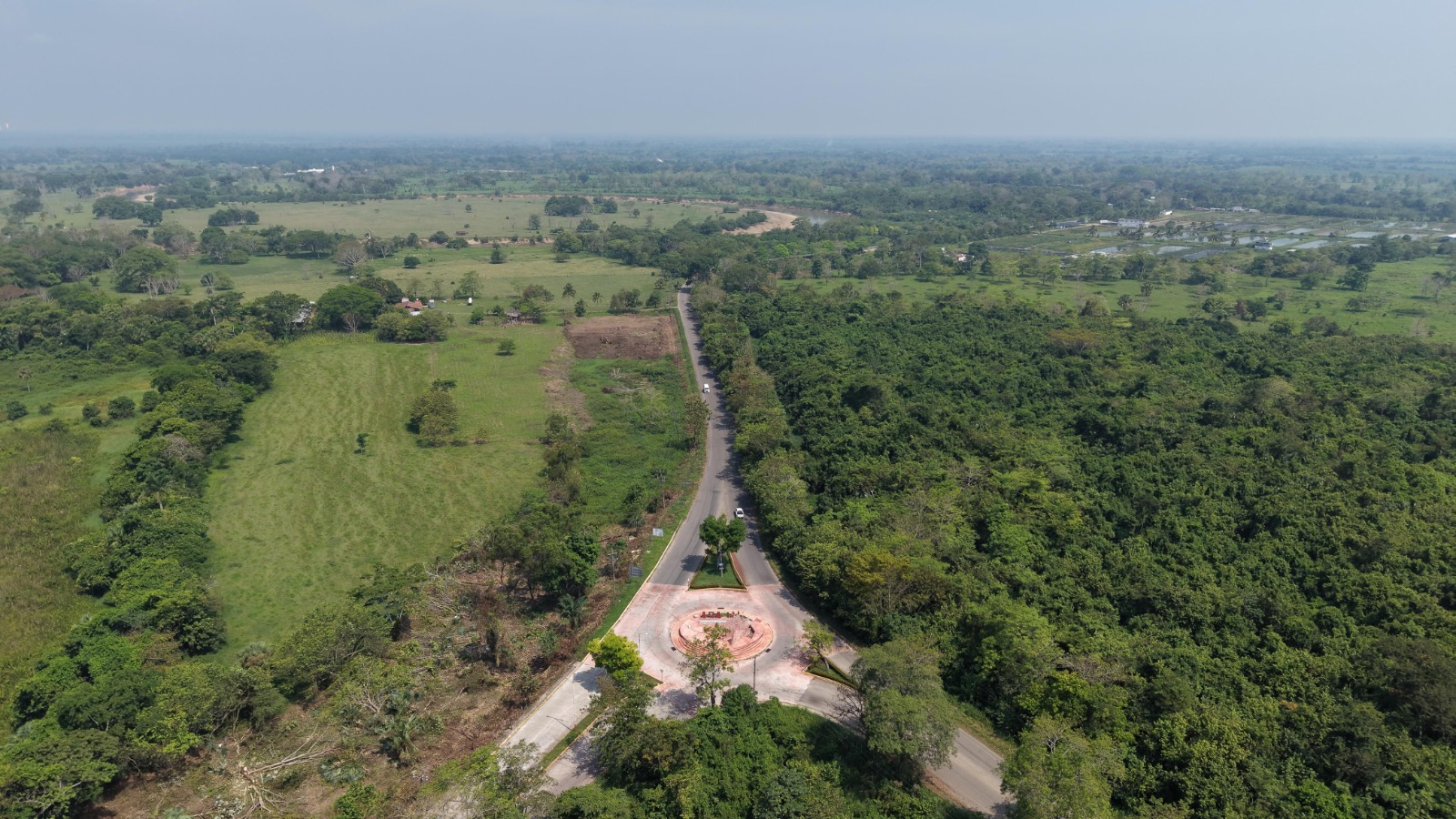 Avanza rehabilitación de la carretera Playas del Rosario-Jalapa; transportistas y ciudadanos reconocen obra estatal
