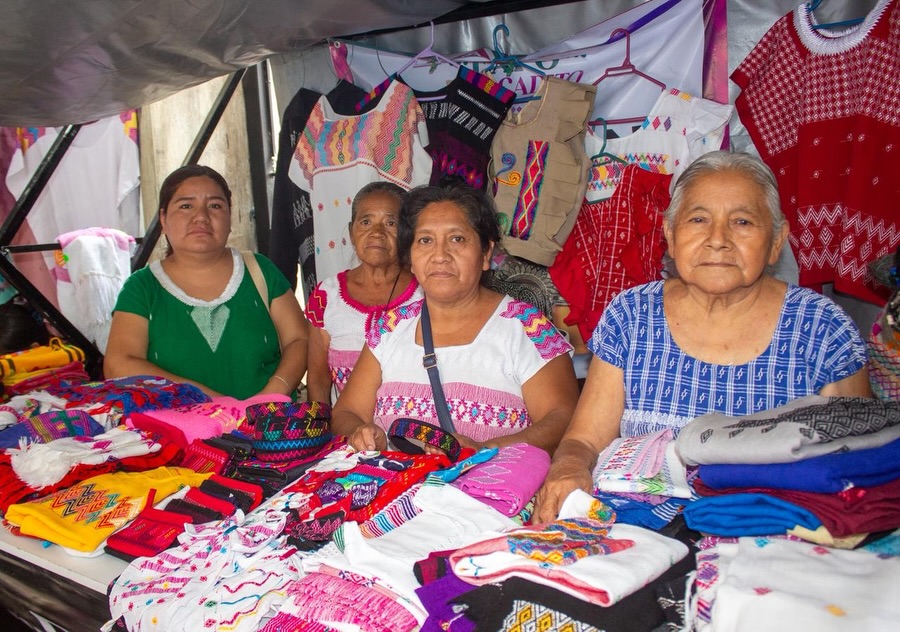 Regateo afecta ingresos de artesanos chiapanecos; llaman a valorar el trabajo artesanal