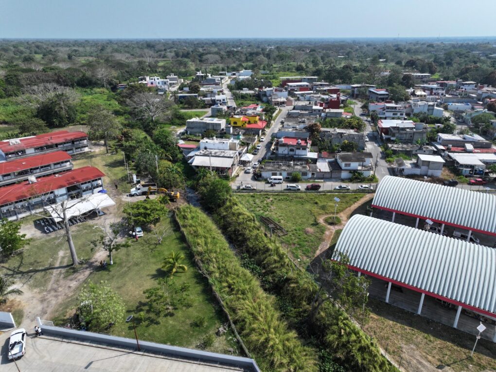 Inician obras educativas y de movilidad en Cunduacán; beneficiarán a más de 2 mil estudiantes