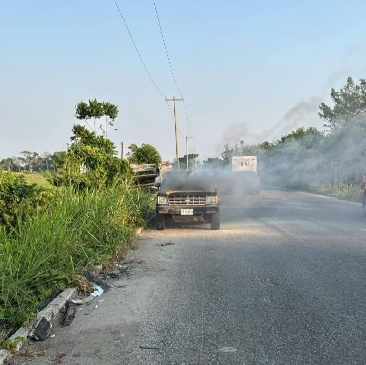 Incendio de camioneta y ataque armado movilizan a autoridades en Comalcalco y Cunduacán
