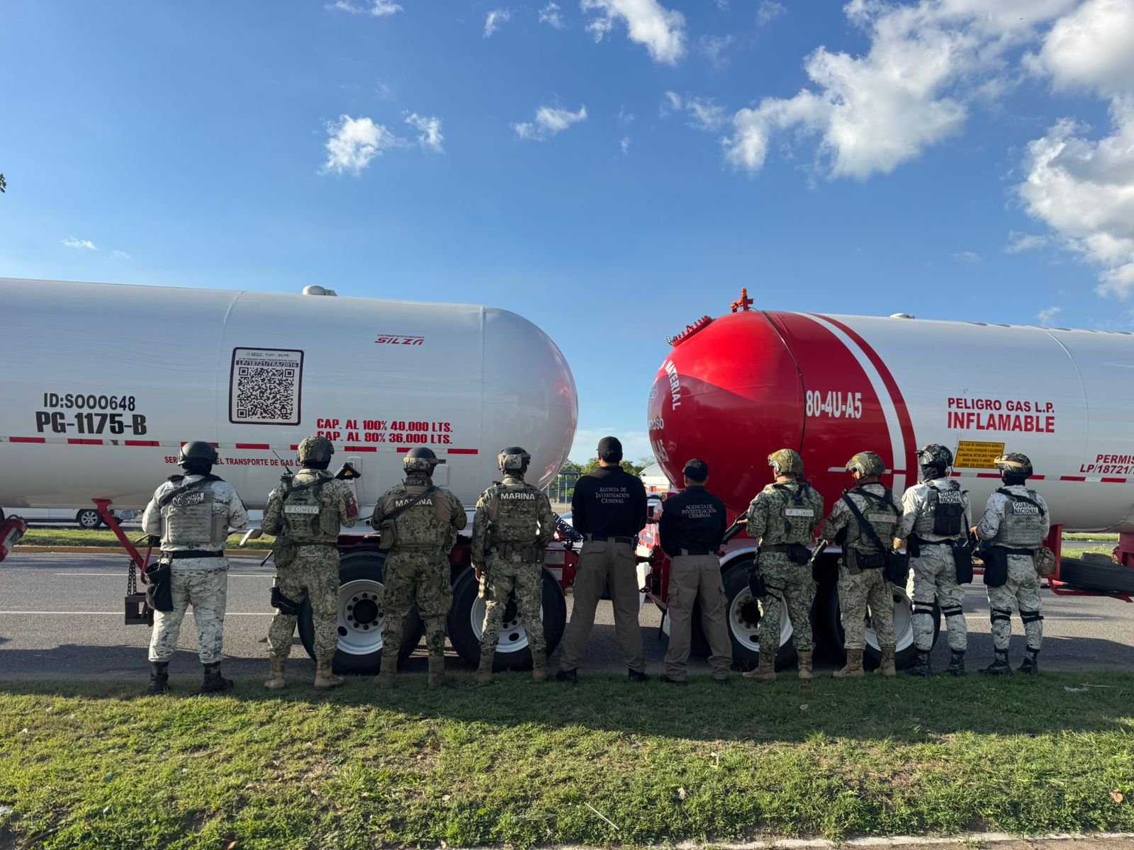 FGR investiga aseguramiento de más de 72 mil litros de hidrocarburo en Cunduacán