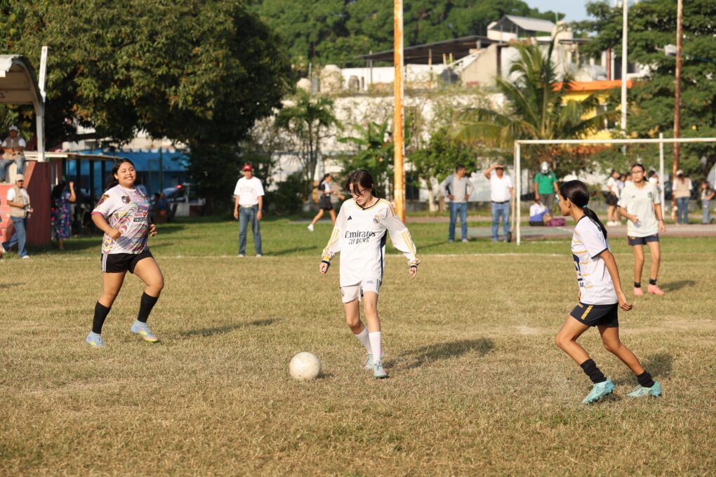 “Semilleros que Transforman” reactiva el deporte y la convivencia en comunidades de Tabasco