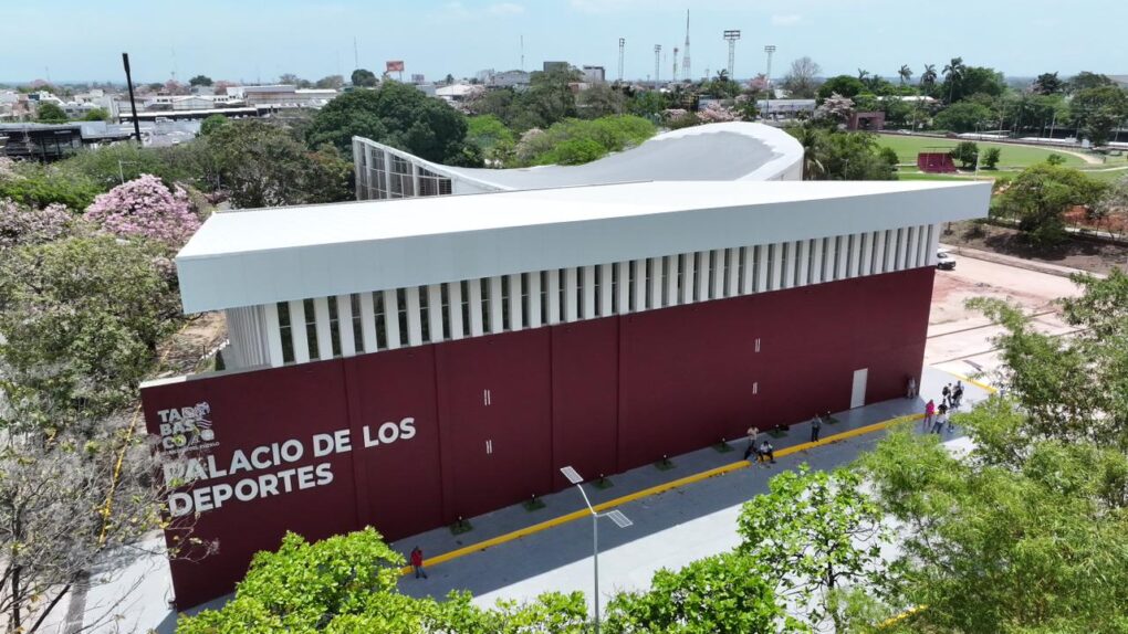 Supervisa Javier May avances del nuevo Palacio de los Deportes; inversión supera los 23 mdp